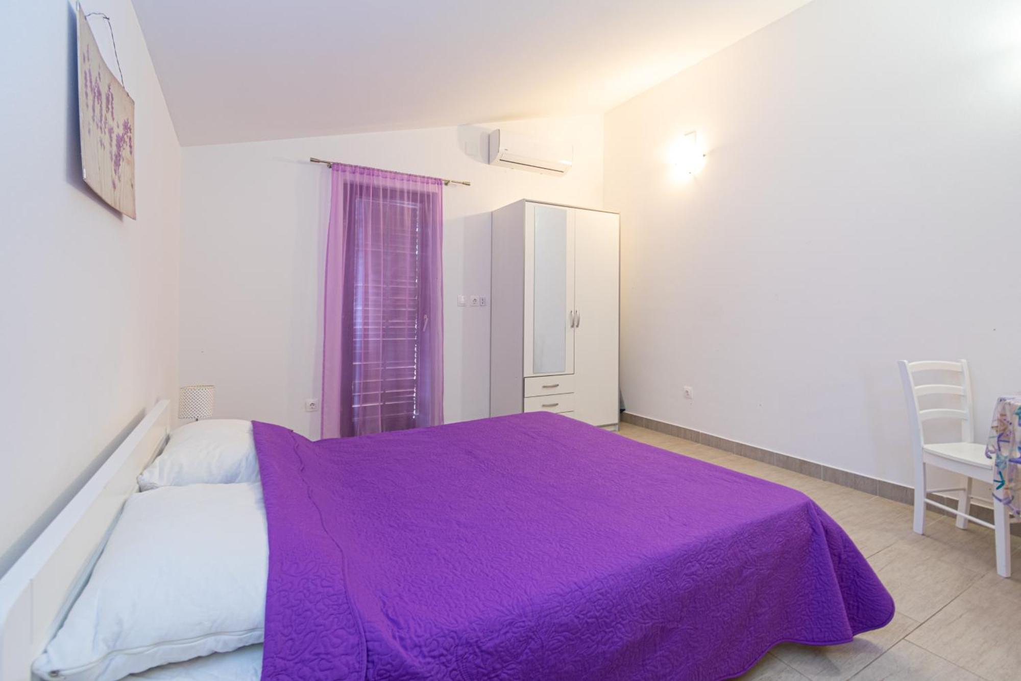 Apartments By The Sea Mandre, Pag - 3084 Kolan Rum bild