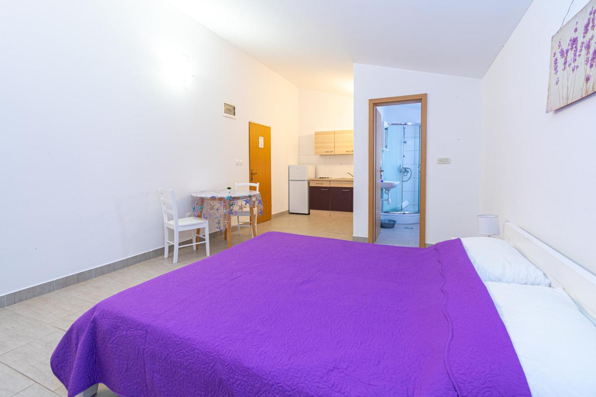 Apartments By The Sea Mandre, Pag - 3084 Kolan Rum bild